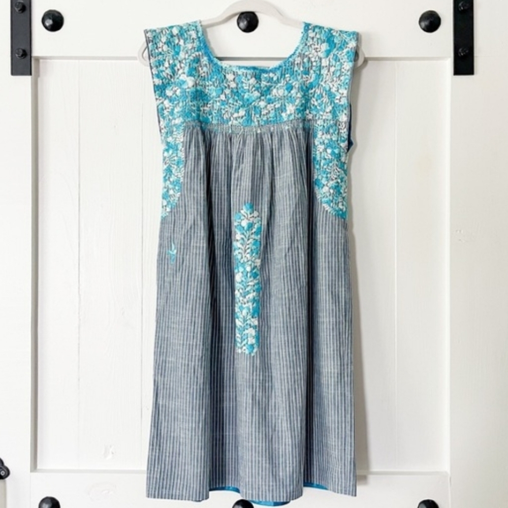 Mi Golondrina Flores Embroidered Short Dress
